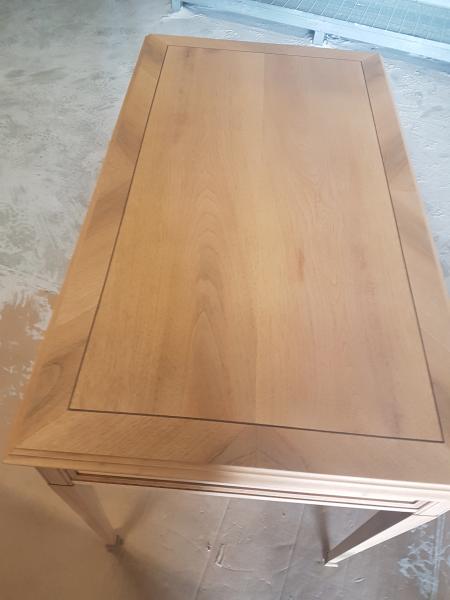 Sabbiatura tavolo in legno