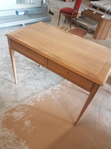 Sabbiatura tavolo in legno